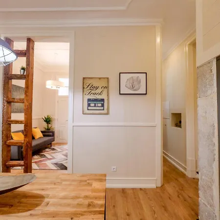 Correeiros 174 -the Place To Be דירה *